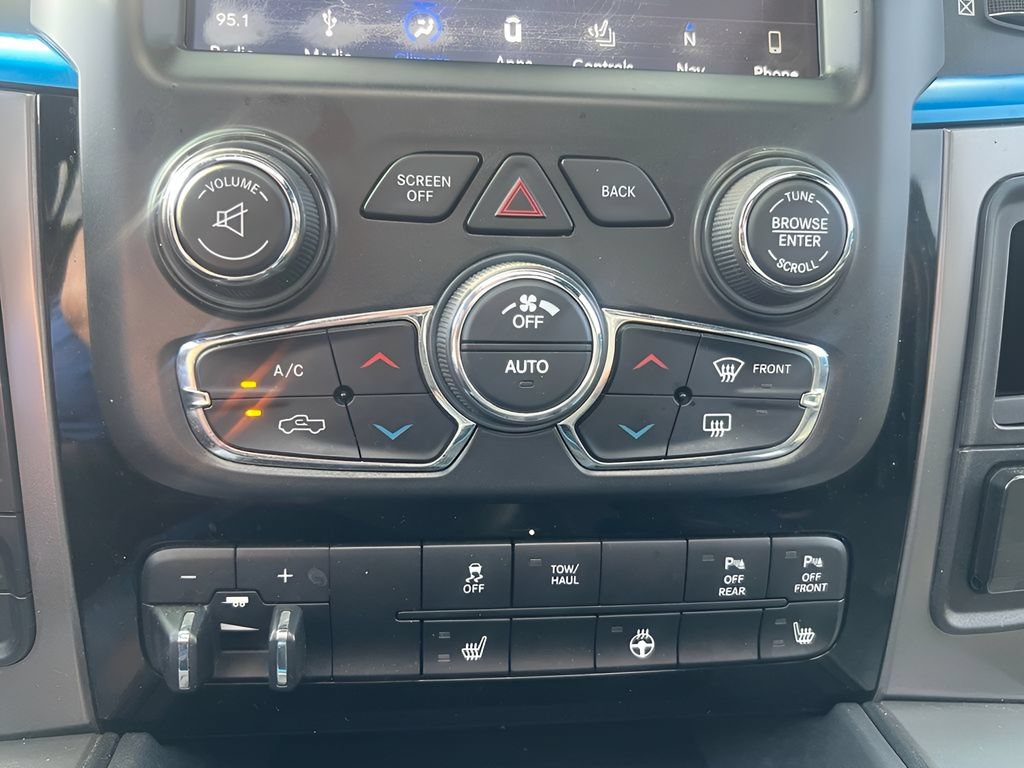 Used 2018 RAM 1500 Sport w/ Hydro Blue Sport Package AWD/4WD image 26