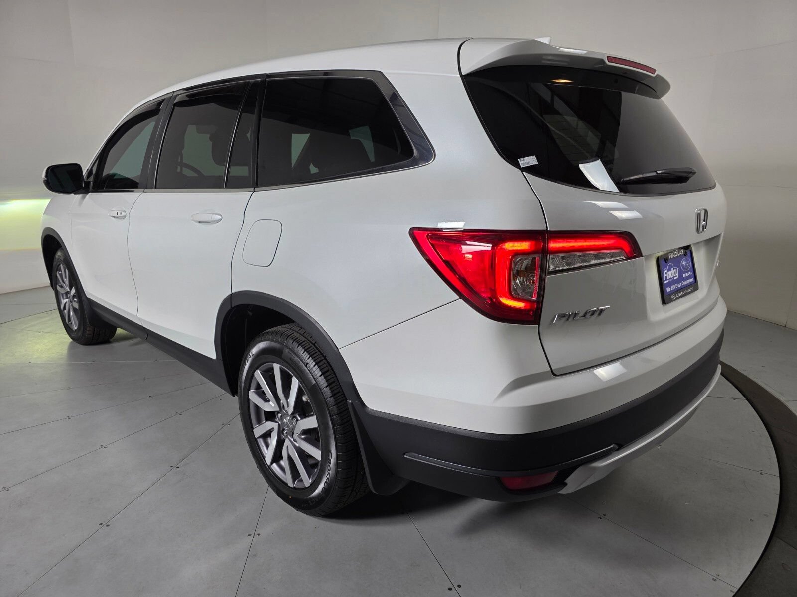 Used 2021 Honda Pilot EX image 3