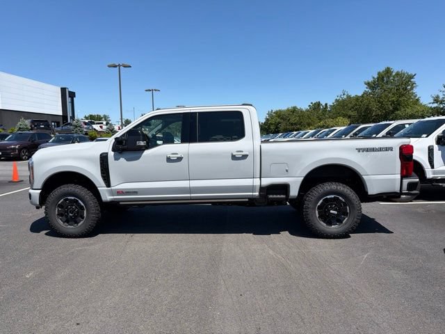 New 2026 Ford F250 Lariat w/ Tremor Off-Road Package AWD/4WD image 4