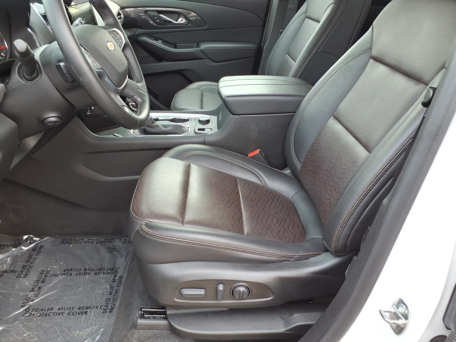 Used 2023 Chevrolet Traverse High Country AWD/4WD image 13