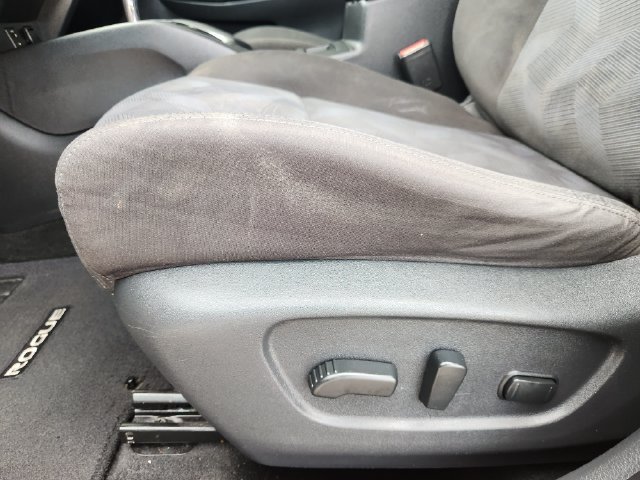 Used 2016 Nissan Rogue SV FWD image 23