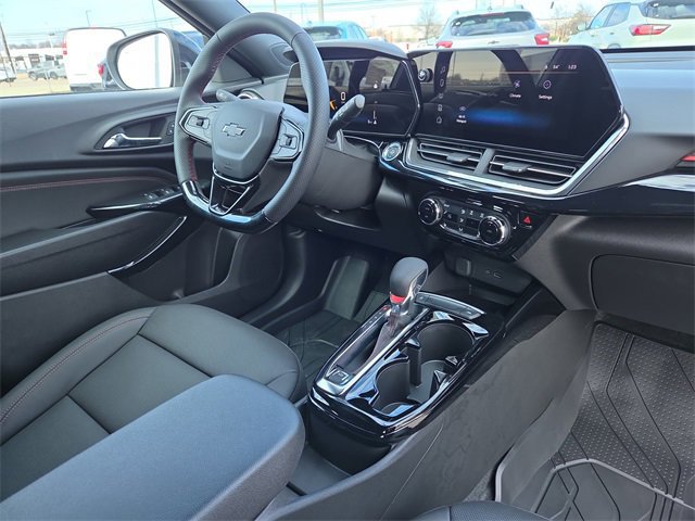 New 2026 Chevrolet Trax RS w/ Sunroof Package image 19