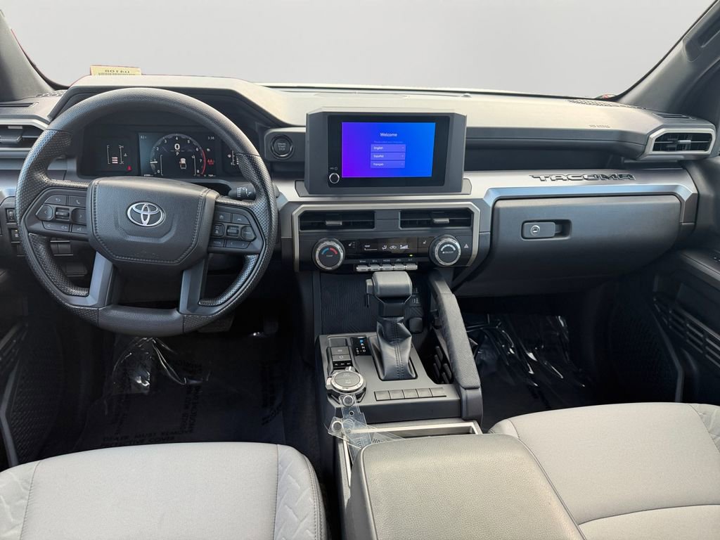 Used 2025 Toyota Tacoma SR5 AWD/4WD image 16