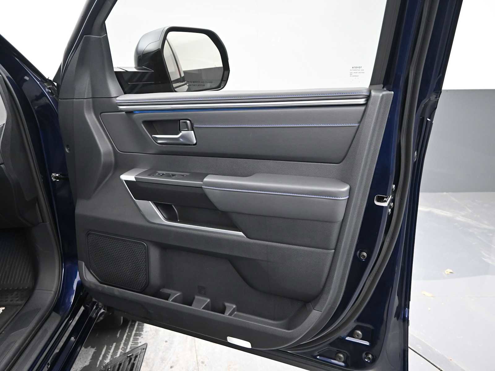 Used 2023 Toyota Tundra Platinum image 19