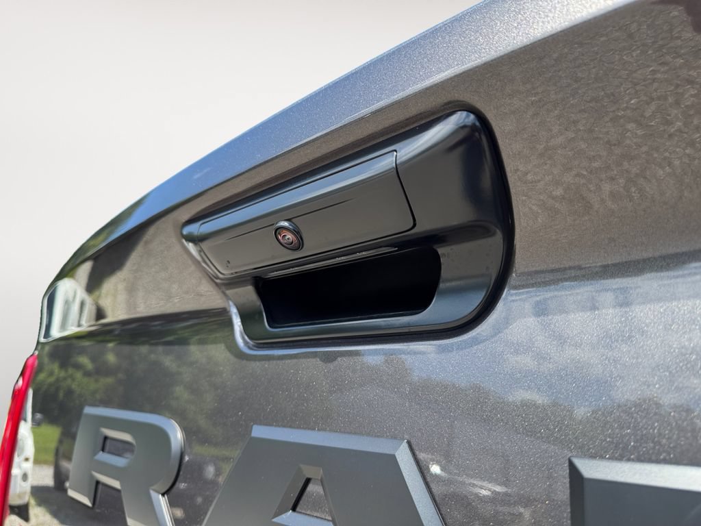 New 2026 RAM 3500 Big Horn AWD/4WD image 6