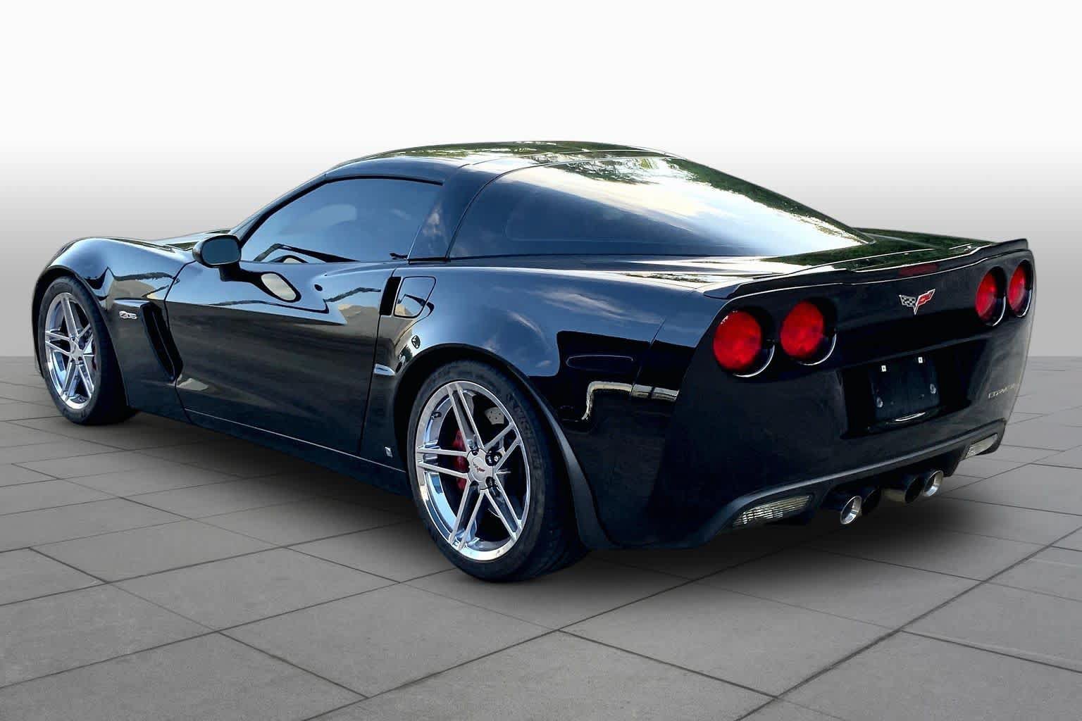 Used 2009 Chevrolet Corvette Z06 w/ Preferred Equipment Group RWD image 11