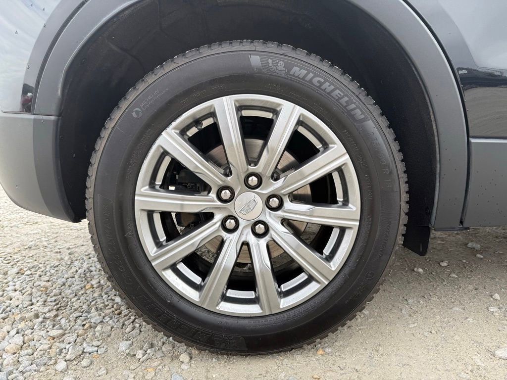 Used 2019 Cadillac XT4 Premium Luxury w/ Cold Weather Package image 16