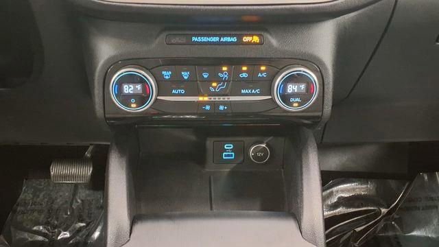 Used 2021 Ford Escape SE image 27