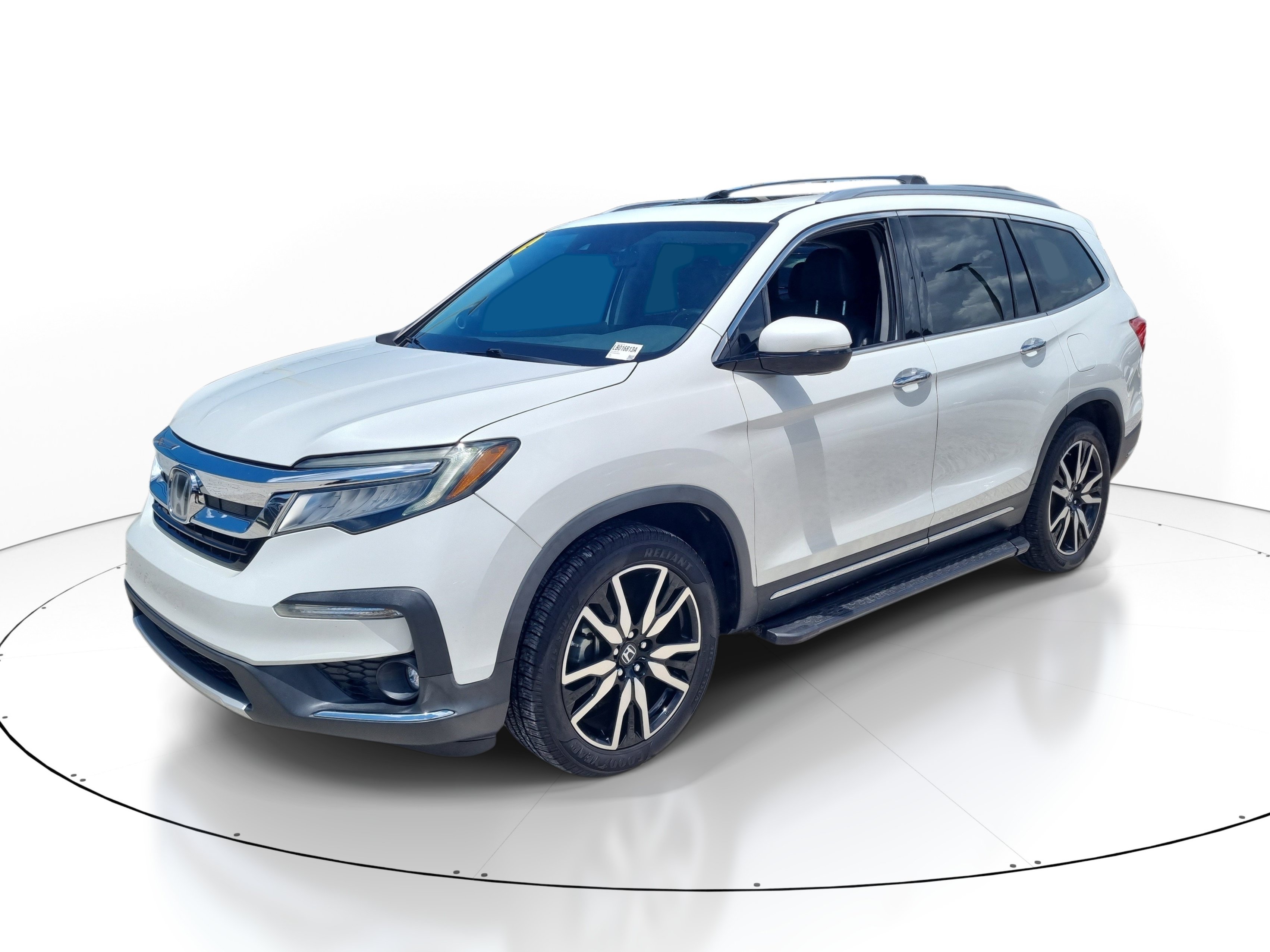 Used 2020 Honda Pilot Touring image 3