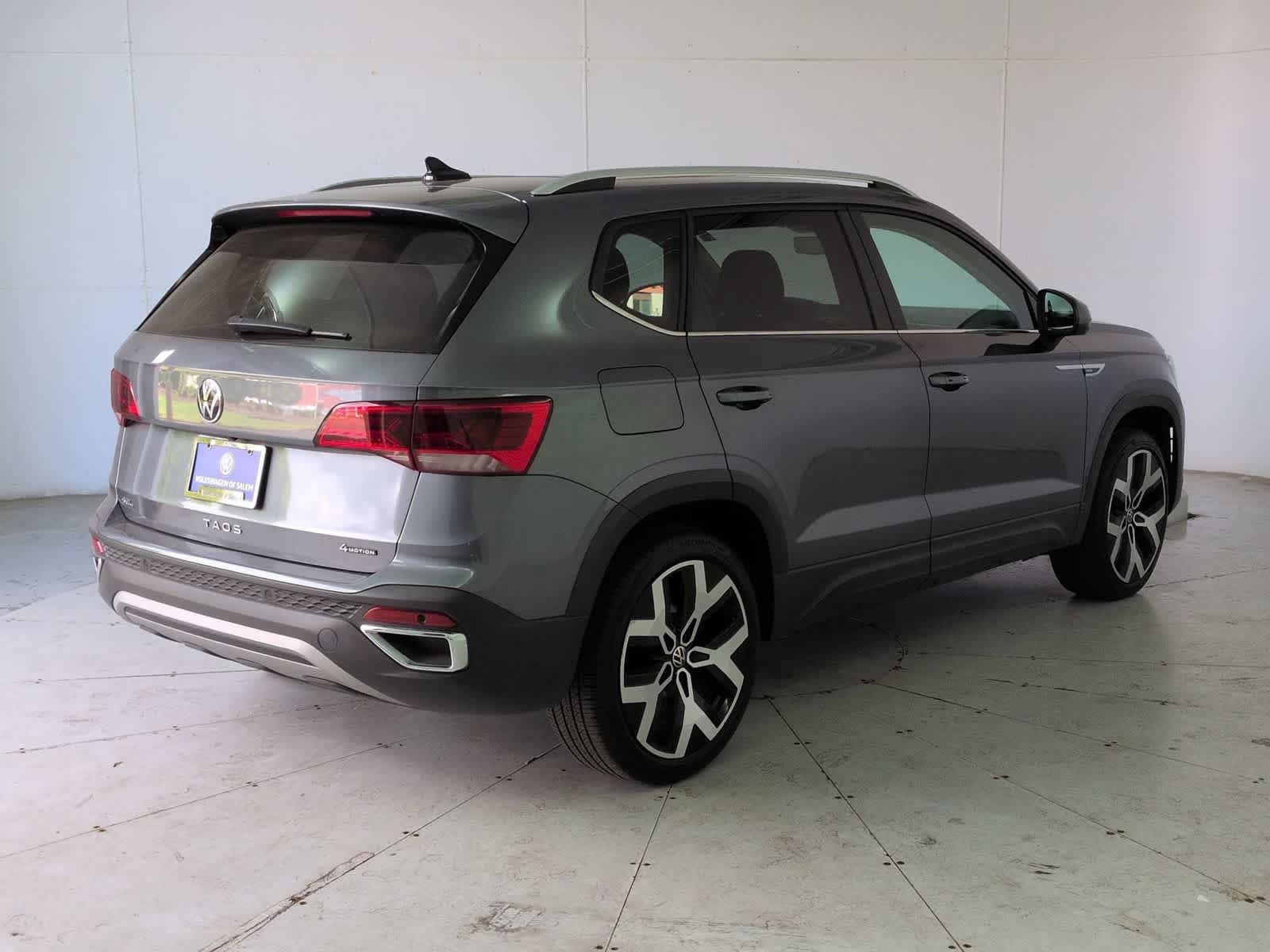 Certified 2022 Volkswagen Taos SEL AWD/4WD image 6