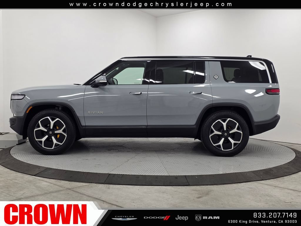 Used 2024 Rivian R1S Adventure AWD/4WD image 4