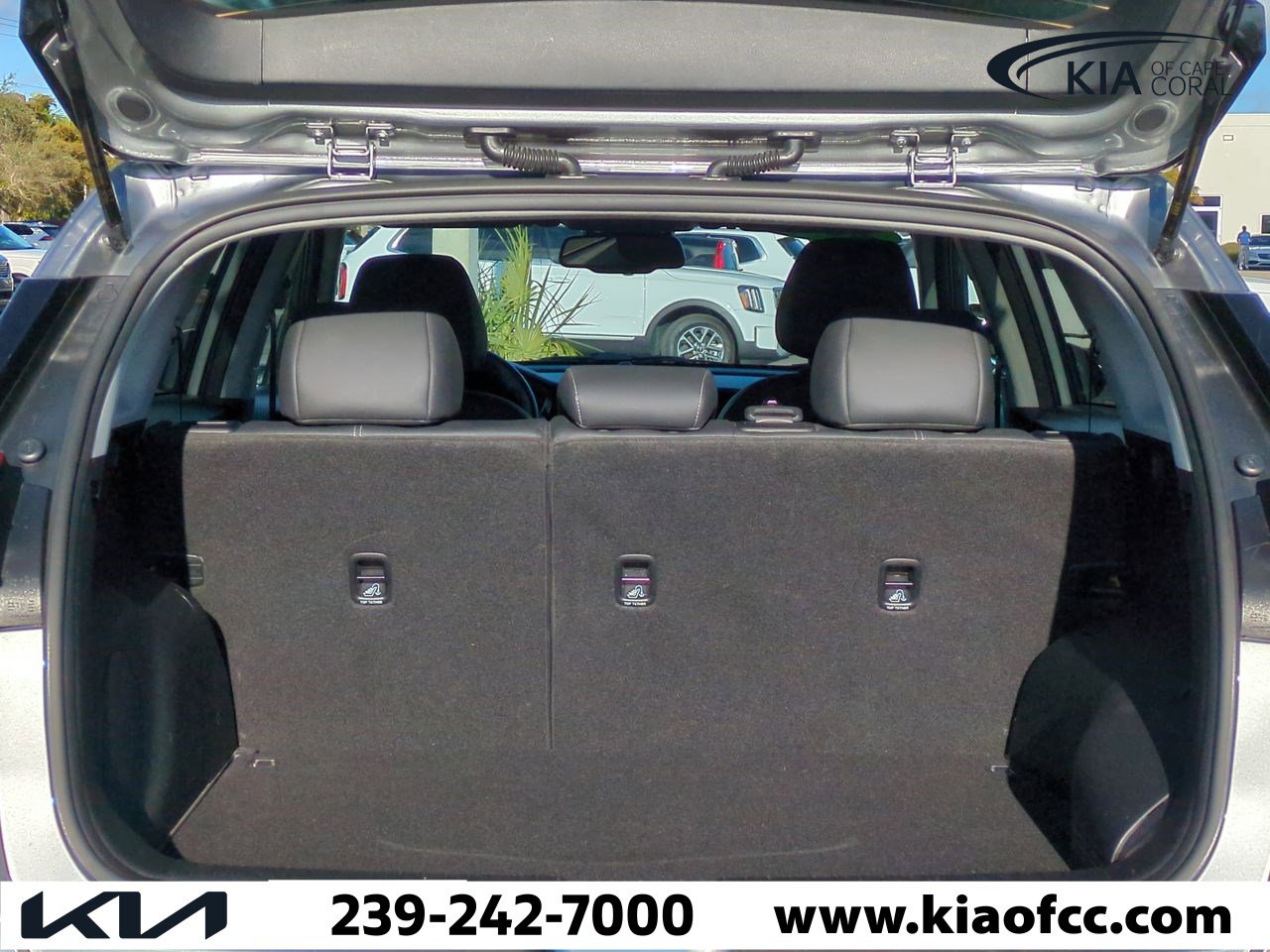 Certified 2022 Kia Niro EX Premium image 12