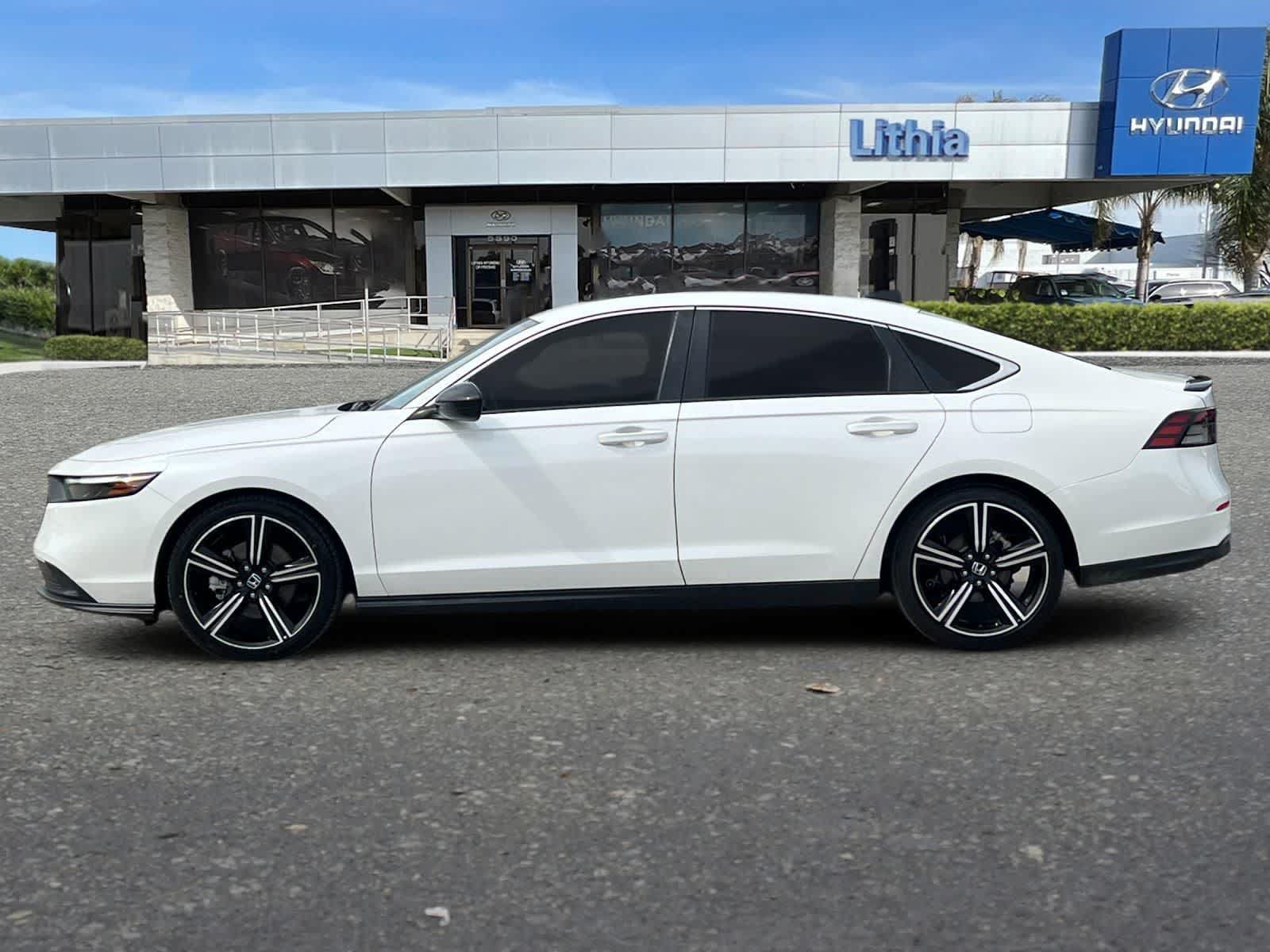Used 2023 Honda Accord Sport image 6