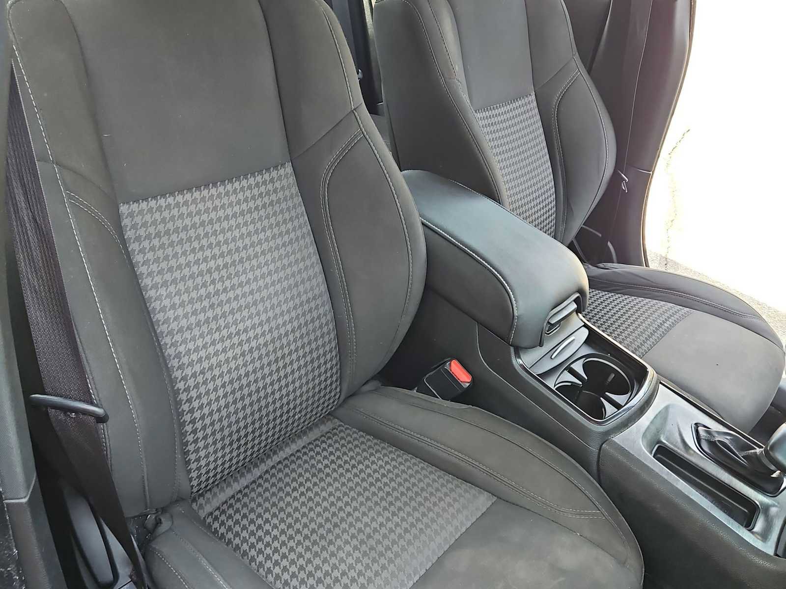 Used 2023 Dodge Charger SXT w/ Blacktop Package image 21