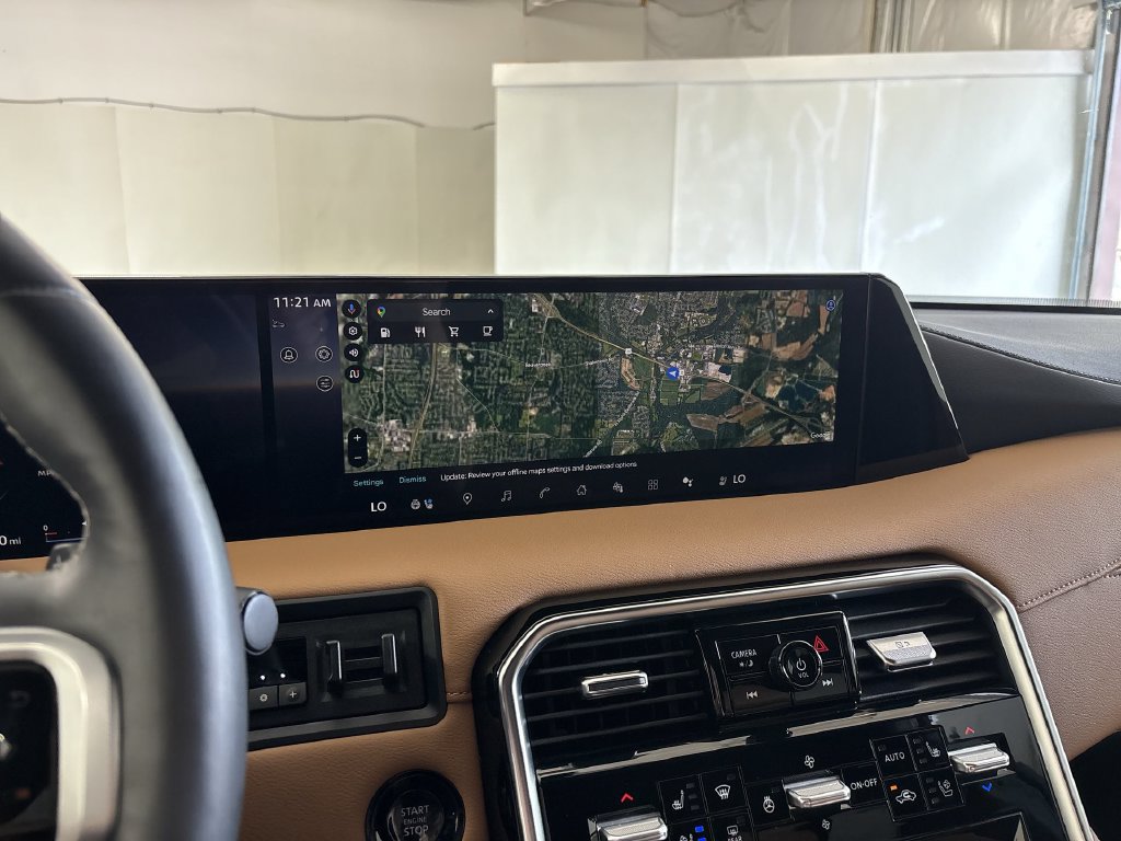 Certified 2025 Nissan Armada Platinum Reserve AWD/4WD image 32