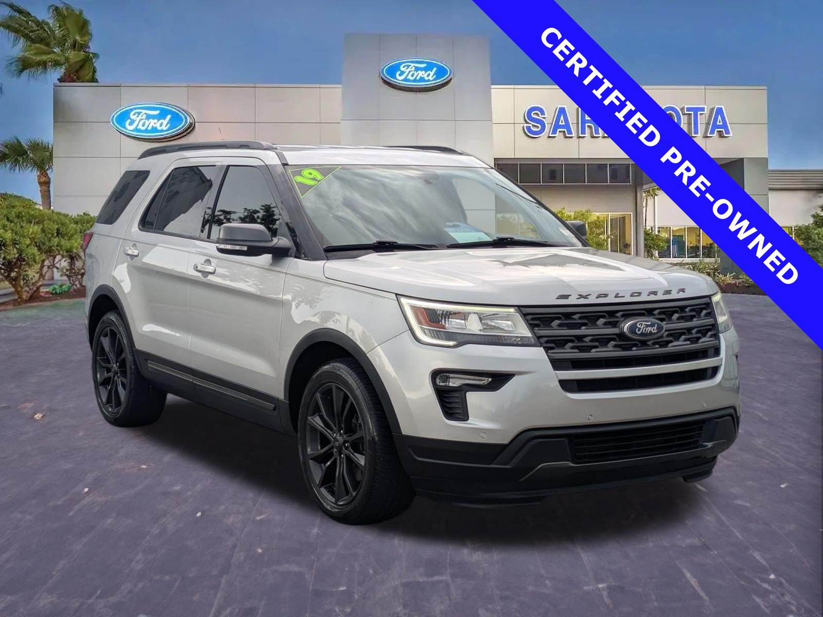 Certified 2019 Ford Explorer XLT w/ Equipment Group 202A FWD video 1