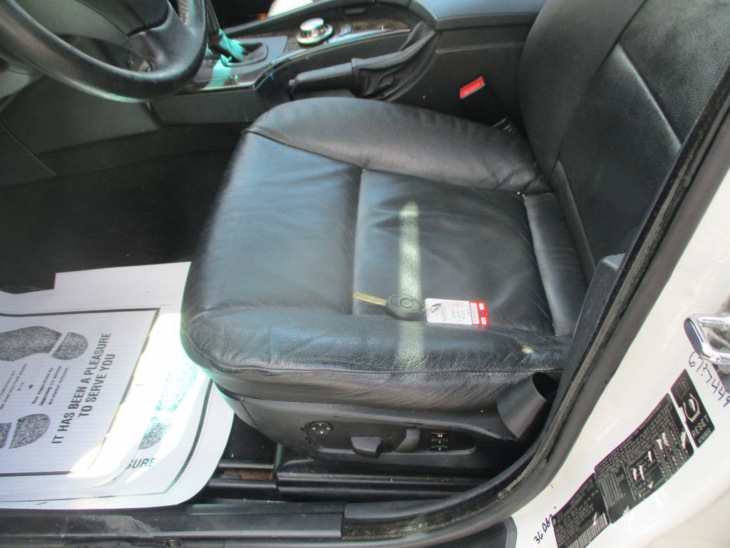 Used 2004 BMW 530i Sedan RWD image 11