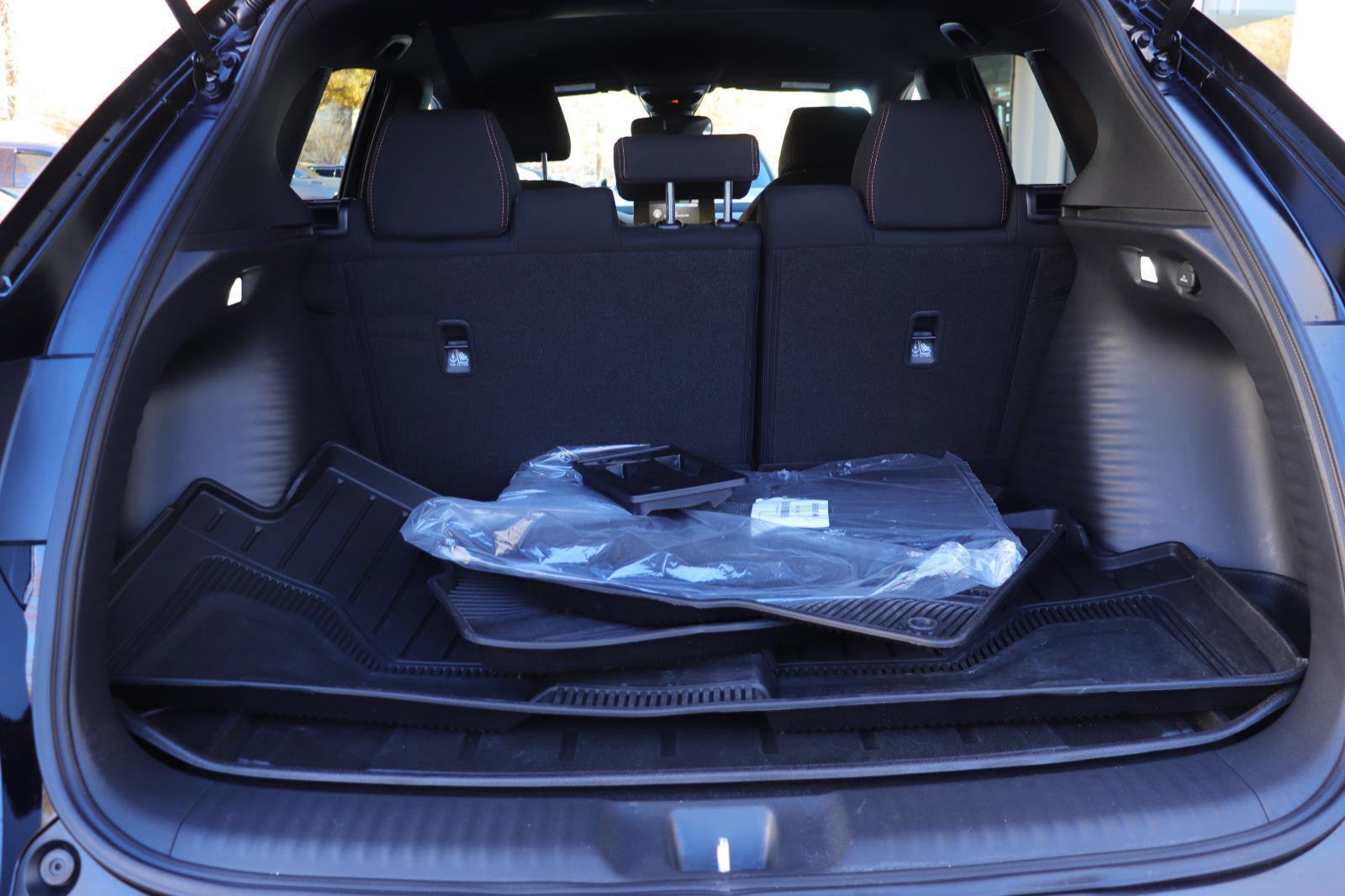 Used 2025 Honda HR-V Sport image 15