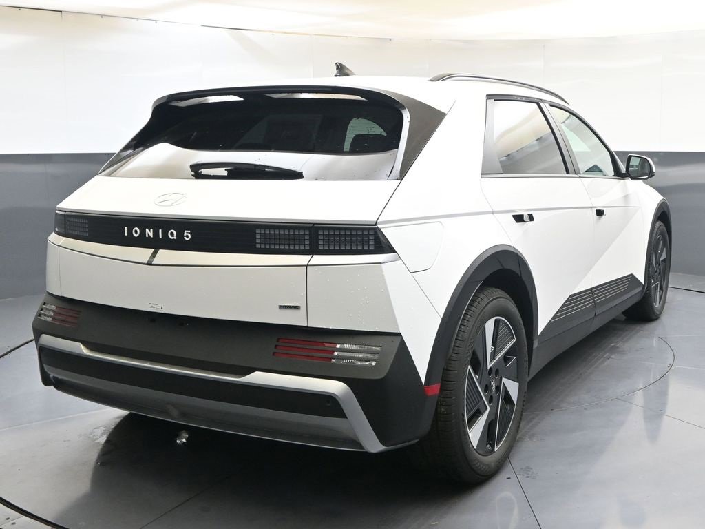 New 2025 Hyundai Ioniq 5 SEL image 5