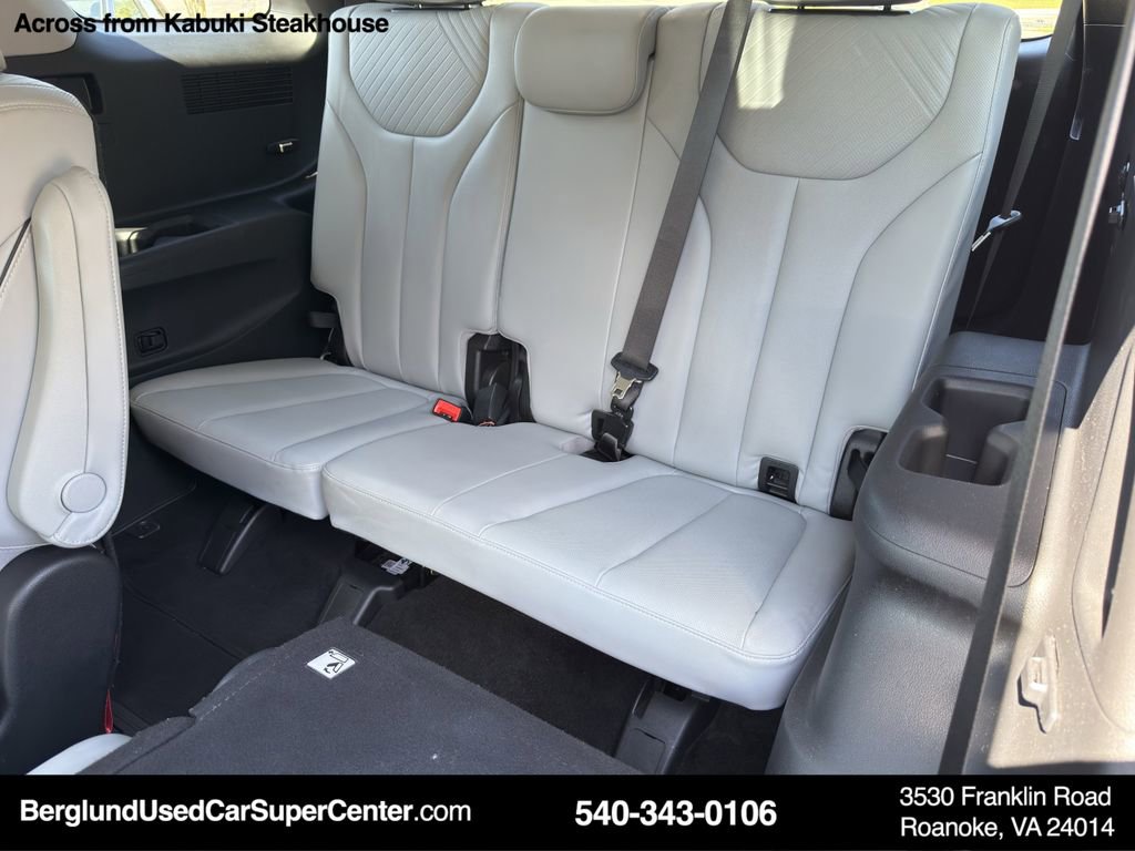 Used 2024 Hyundai Palisade SEL image 13