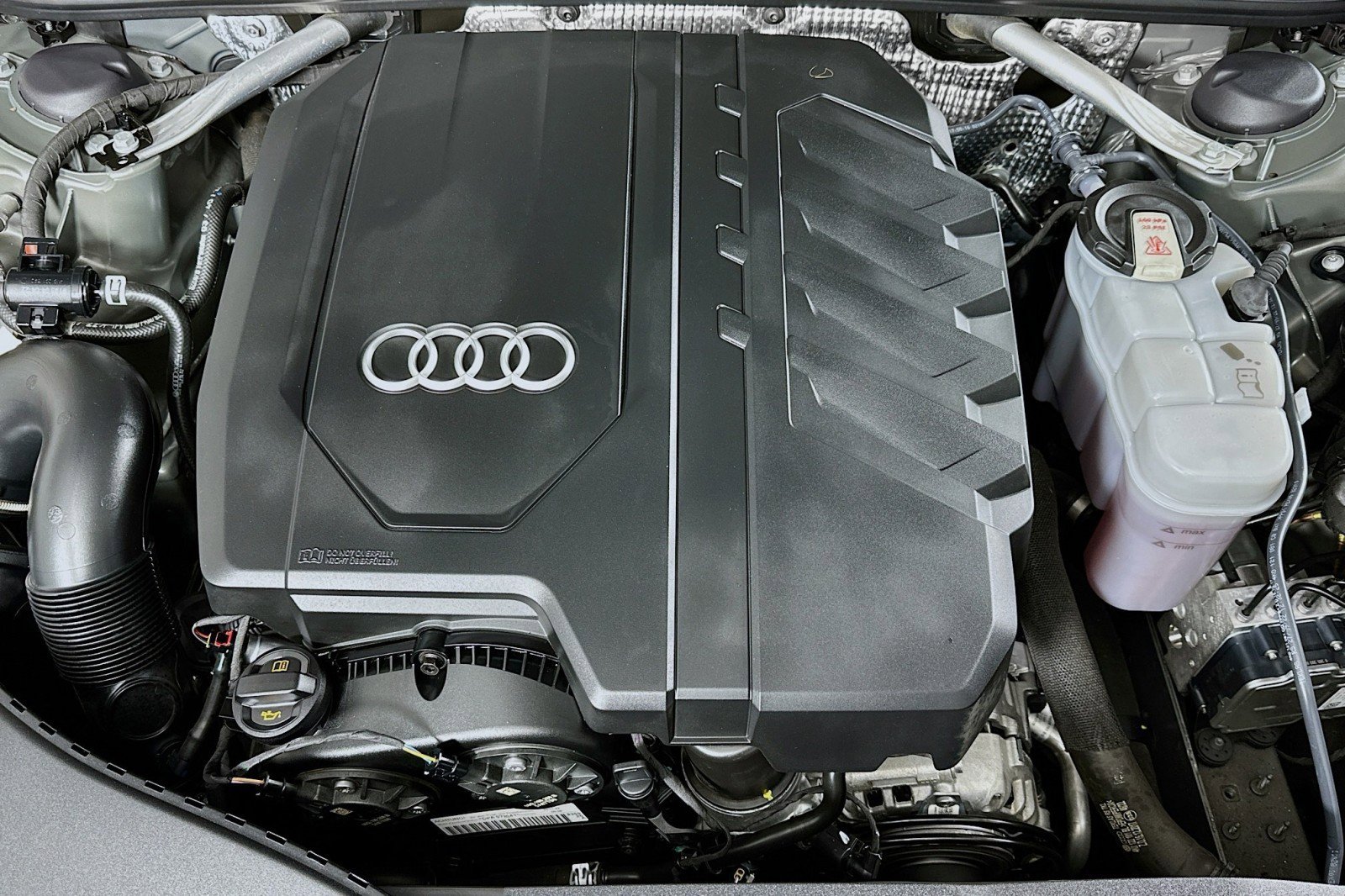 Used 2023 Audi A6 Premium Plus w/ Premium Plus Package image 13