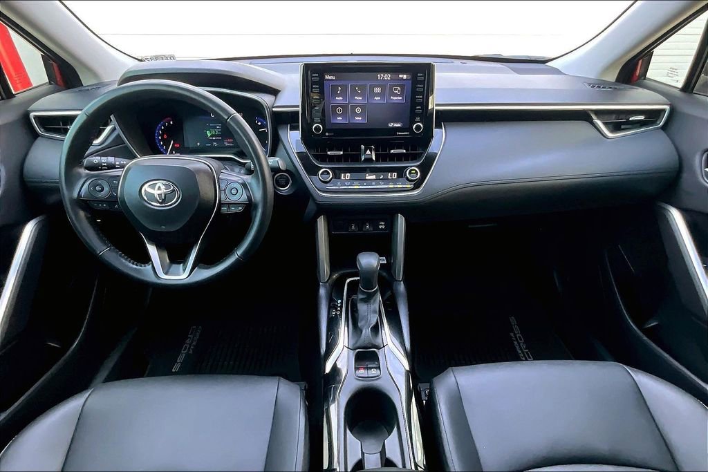 Certified 2022 Toyota Corolla Cross XLE w/ Convenience Package image 7