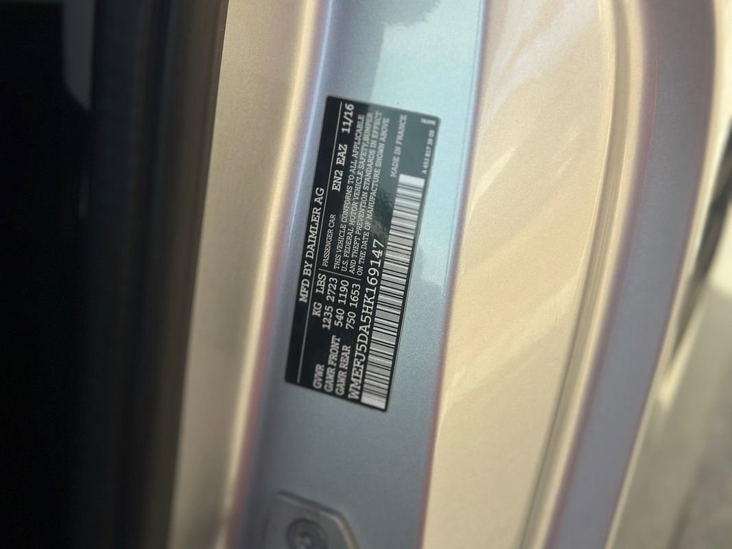 Used 2017 smart fortwo pure image 24