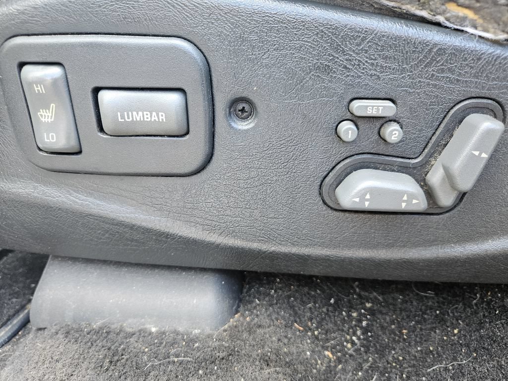 Used 2002 Chevrolet Blazer LS w/ Preferred Equipment Group AWD/4WD image 13