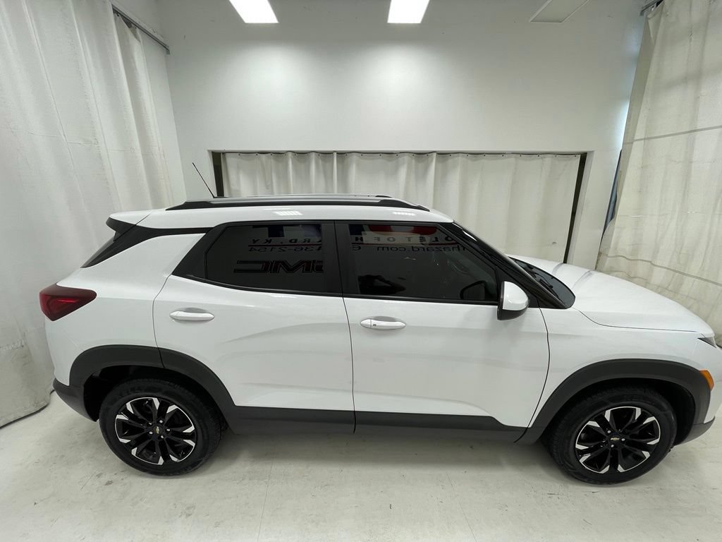 Used 2023 Chevrolet TrailBlazer LT FWD image 4