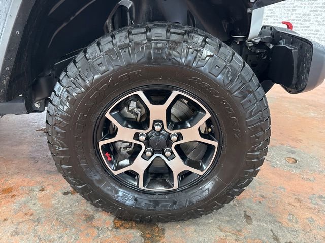 Used 2018 Jeep Wrangler Rubicon w/ Cold Weather Group image 10