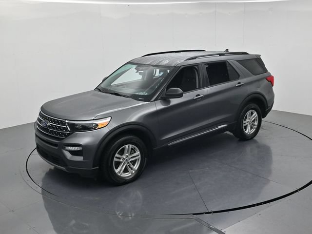 Certified 2024 Ford Explorer XLT w/ Equipment Group 202A AWD/4WD image 46