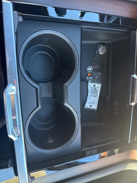 New 2026 GMC Yukon Denali w/ Denali Reserve Package image 21