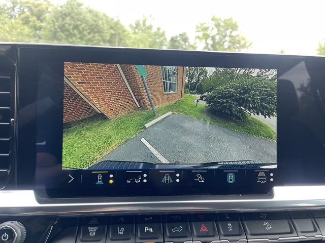 New 2026 Chevrolet Silverado 3500 LT w/ Trail Boss Package AWD/4WD image 17