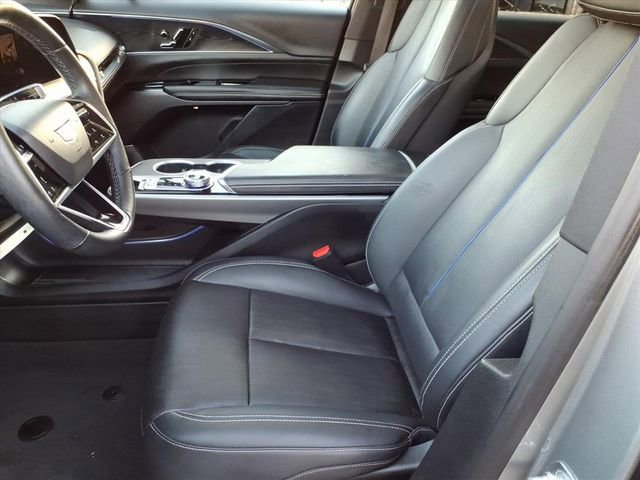 Certified 2024 Cadillac Lyriq Luxury image 5