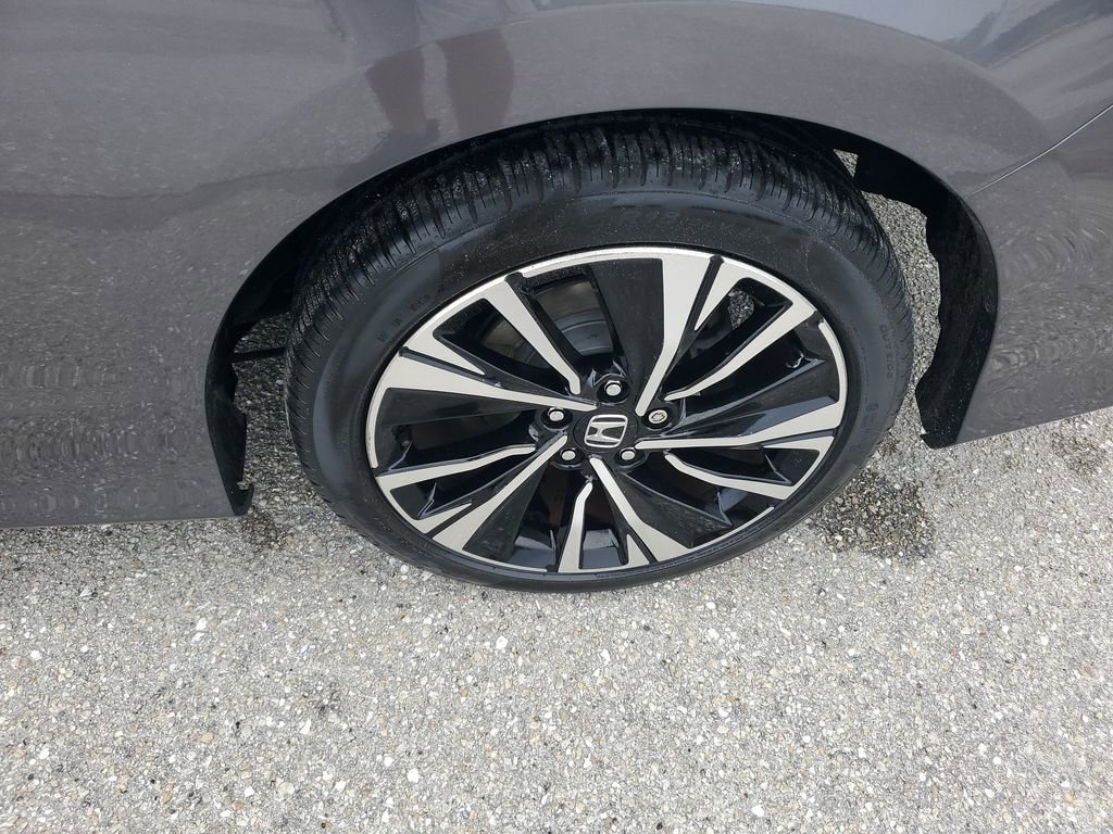 Used 2017 Honda Accord EX-L image 19