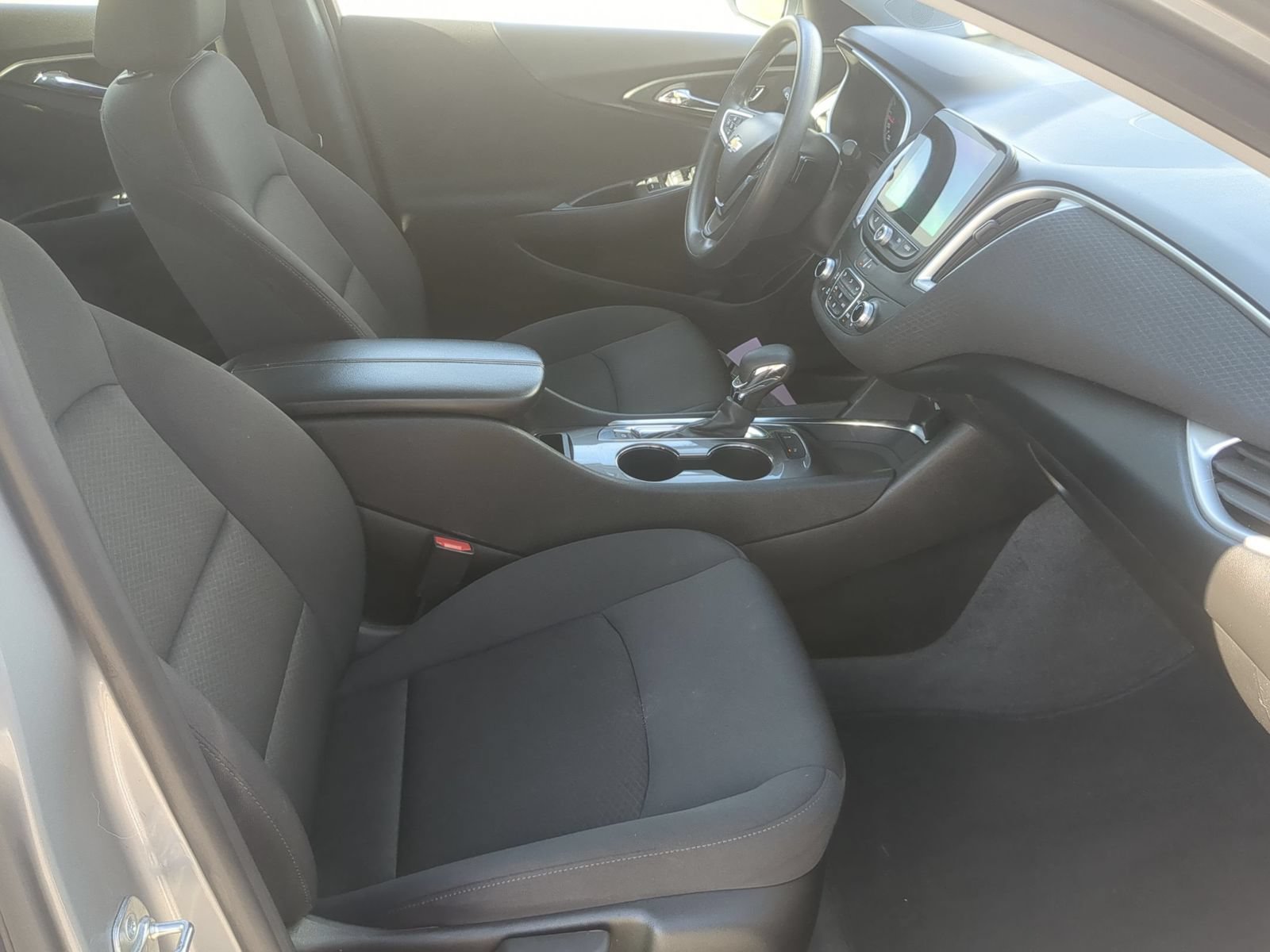 Used 2024 Chevrolet Malibu LT FWD image 36
