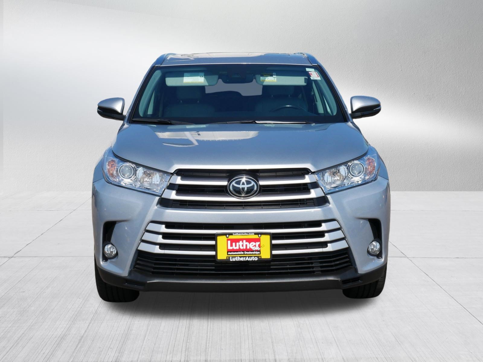 Used 2019 Toyota Highlander XLE AWD/4WD video 2