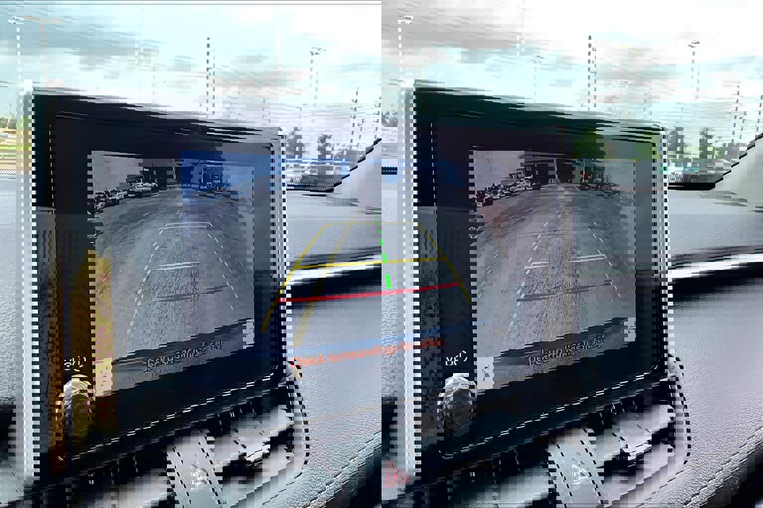 Certified 2024 Toyota RAV4 LE AWD/4WD image 26