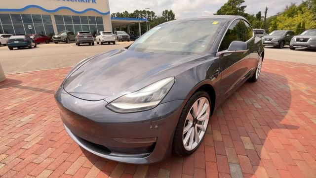 Used 2020 Tesla Model 3 Standard Range Plus RWD image 5
