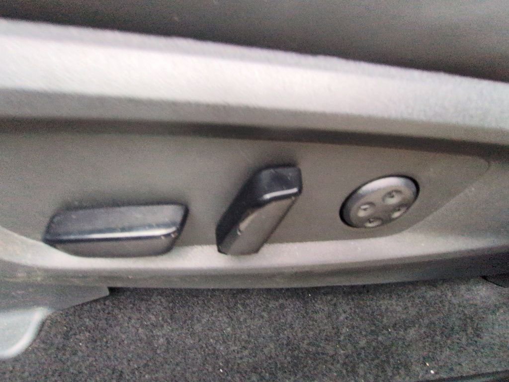 Used 2026 INFINITI QX60 Luxe w/ Cargo Package FWD image 13