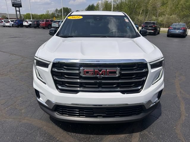 Used 2025 GMC Acadia Elevation AWD/4WD image 8