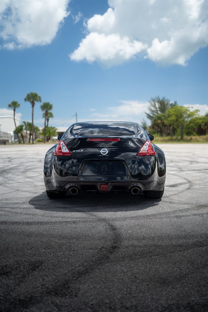 Used 2017 Nissan 370Z Sport image 7