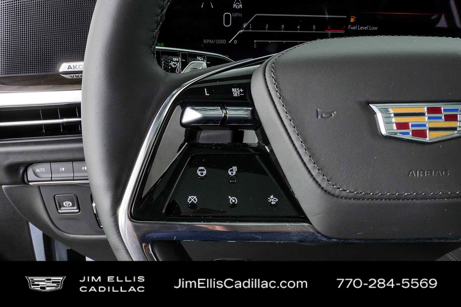 New 2026 Cadillac Escalade Platinum Sport w/ LPO, ONYX Package AWD/4WD image 10