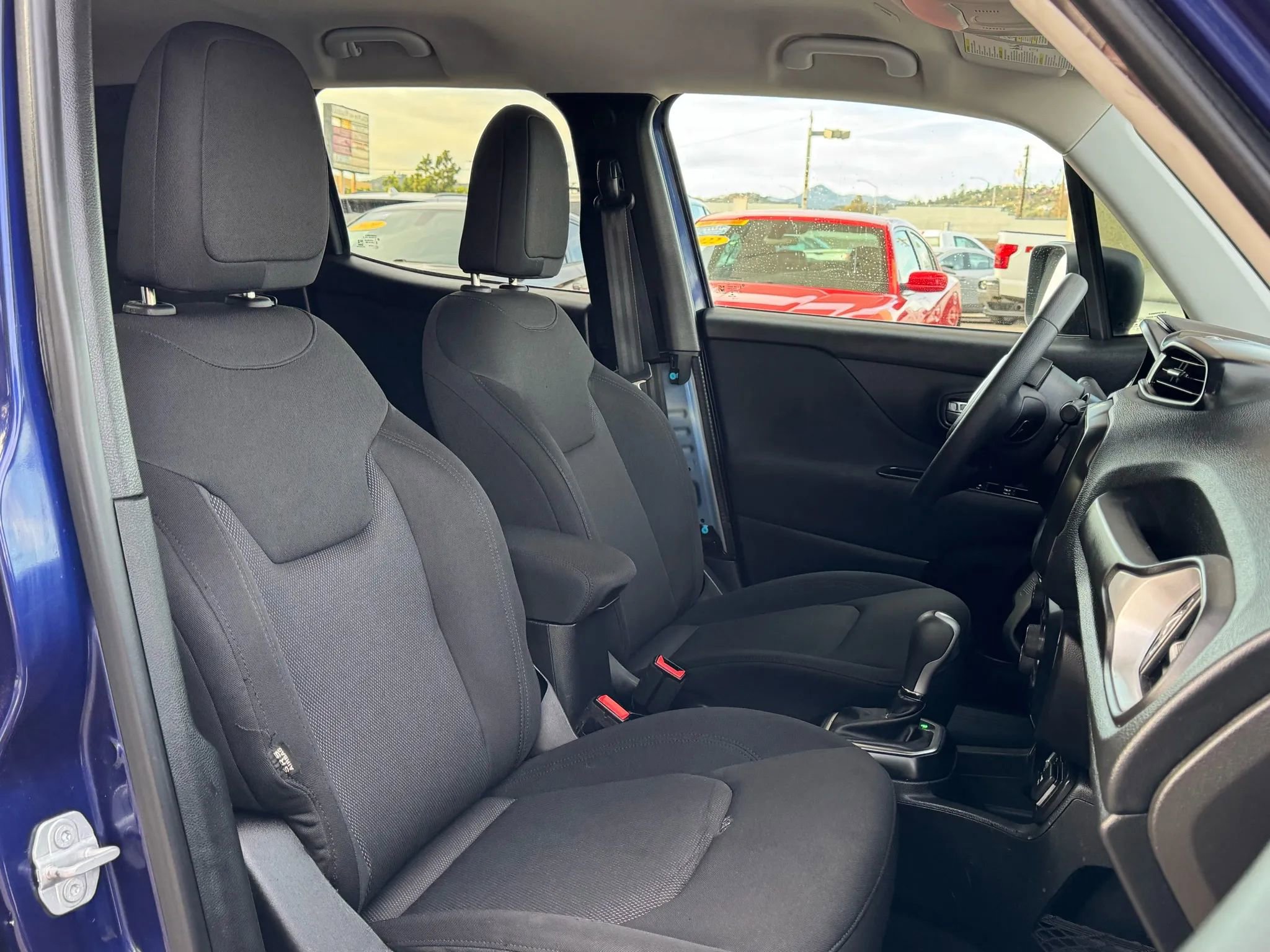 Used 2018 Jeep Renegade Sport w/ Power & Air Group FWD image 29