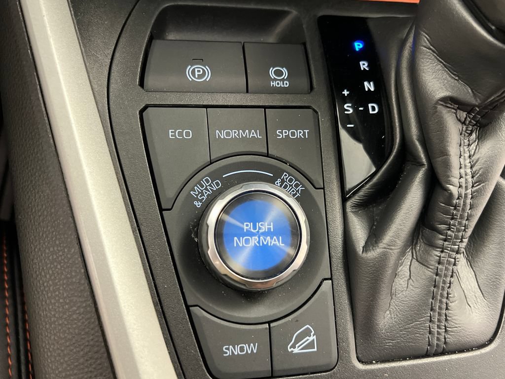 Used 2024 Toyota RAV4 Adventure AWD/4WD image 51