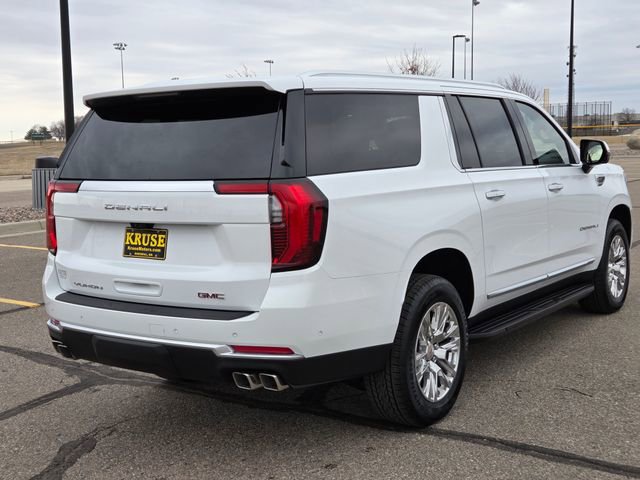 New 2026 GMC Yukon XL Denali image 3