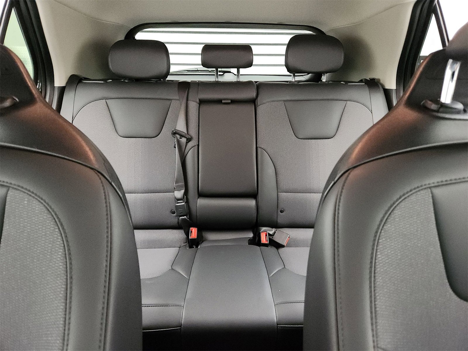 Certified 2025 Kia Niro Wind image 17