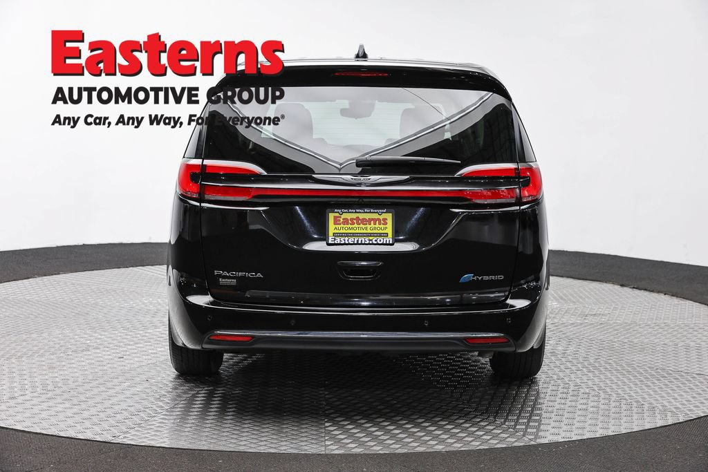 Used 2024 Chrysler Pacifica Limited FWD image 6