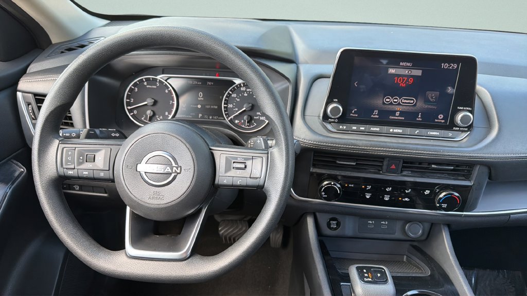 Used 2024 Nissan Rogue S AWD/4WD image 21