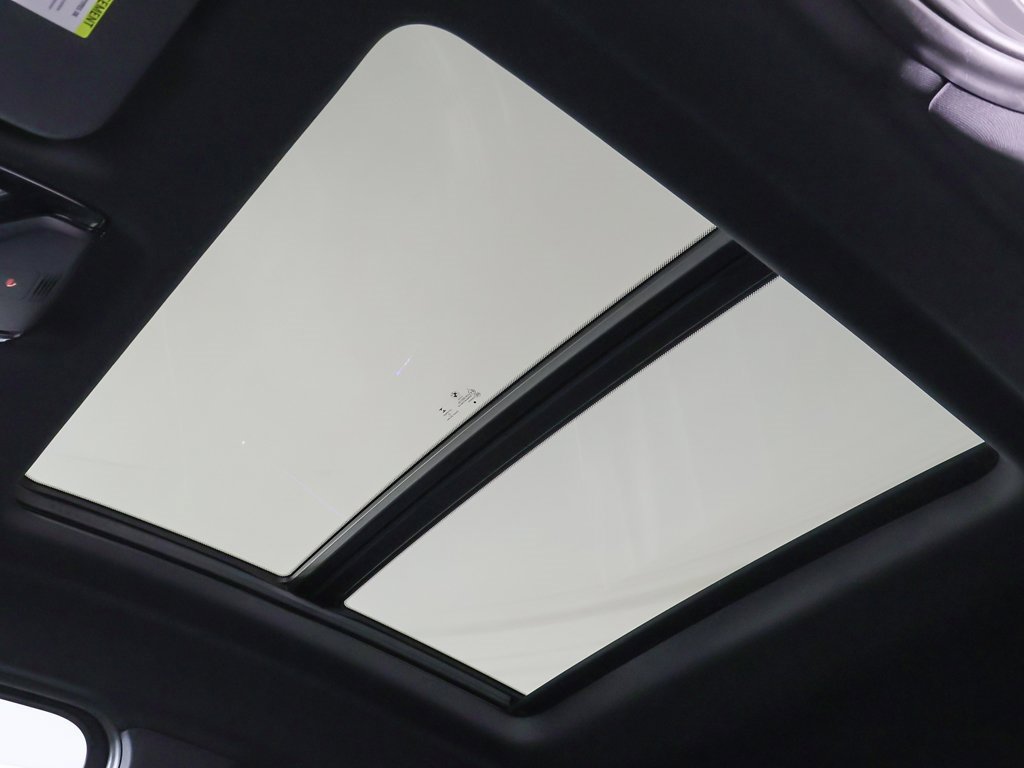 Used 2023 BMW X4 M image 21